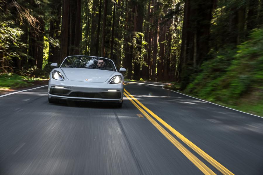  Porsche 718 Boxster GTS (982) 2018 года  (NA) (фото 2 из 40)